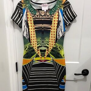 Romeo & Juliet Couture Vibrant Graphic Mini Dress
